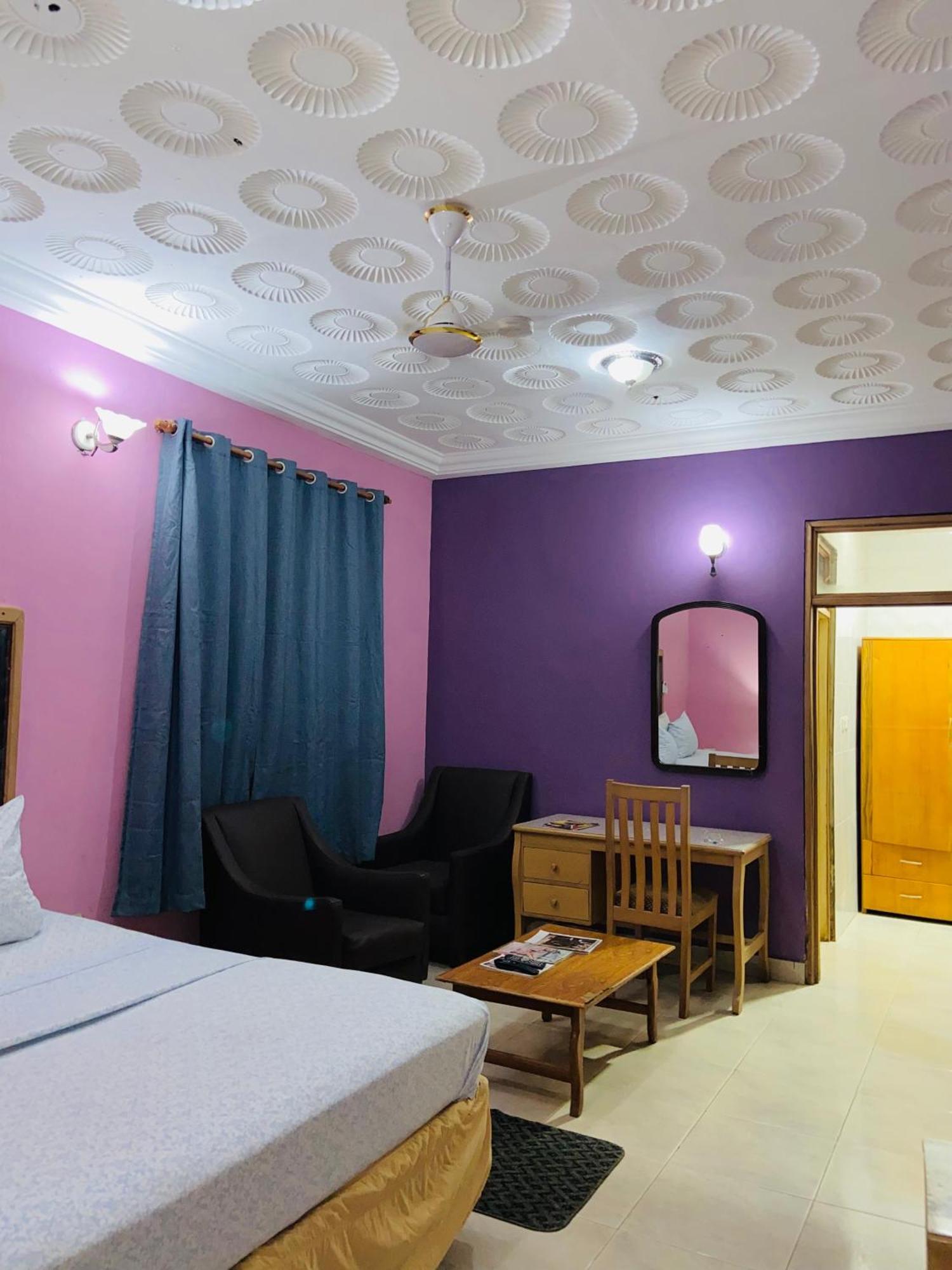 Heaven Gate Hotel Accra Exteriör bild