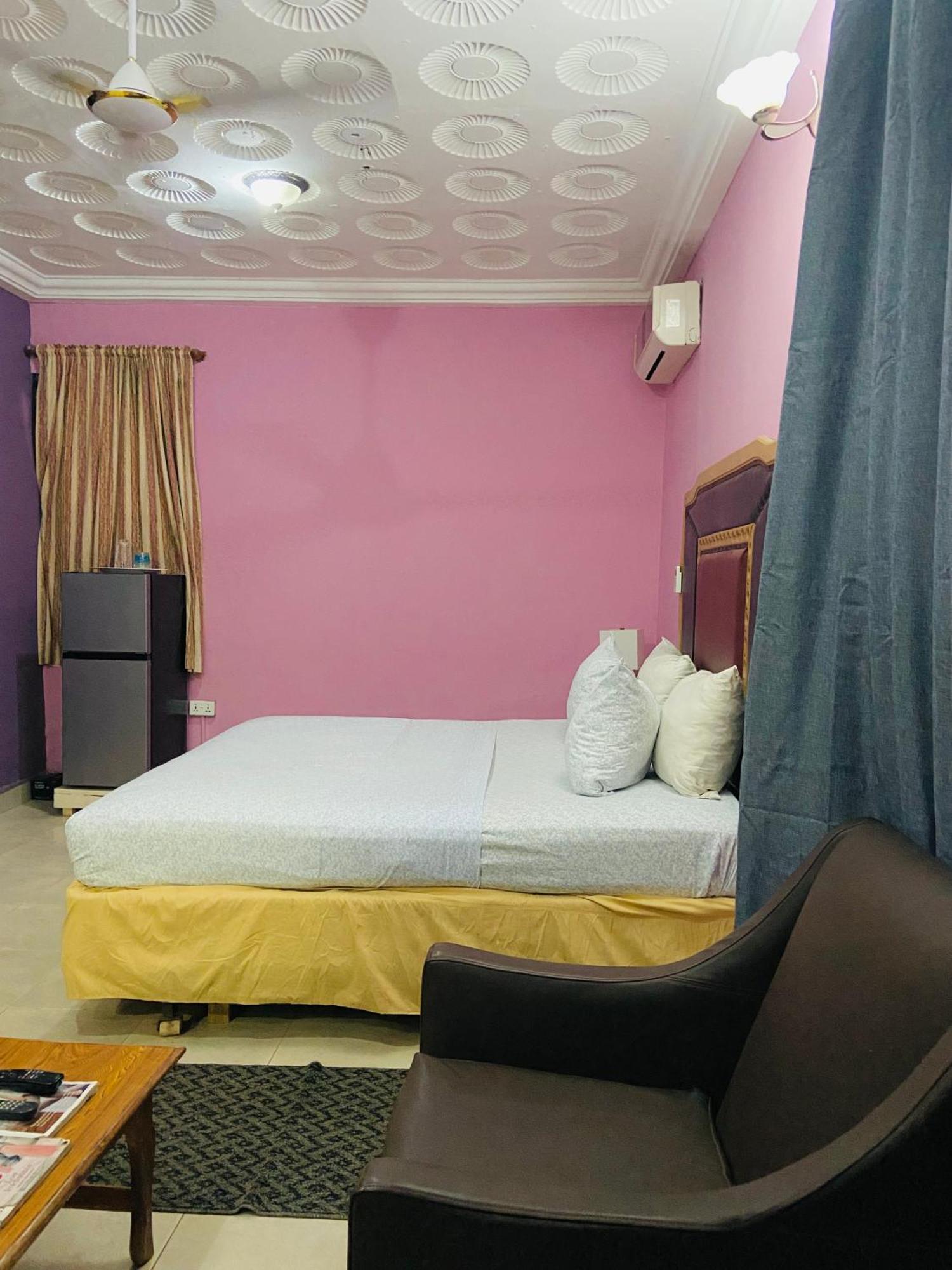 Heaven Gate Hotel Accra Exteriör bild